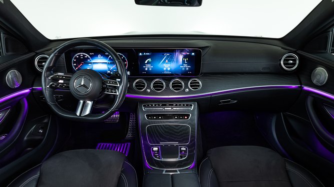 E 300